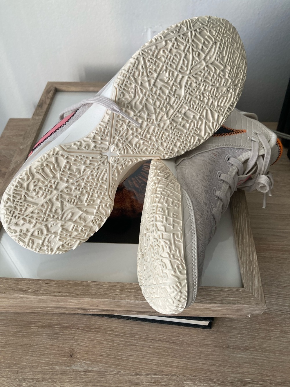 Nike Beige and Orange Accent Low-Top Sneakers - Picture 5 of 7